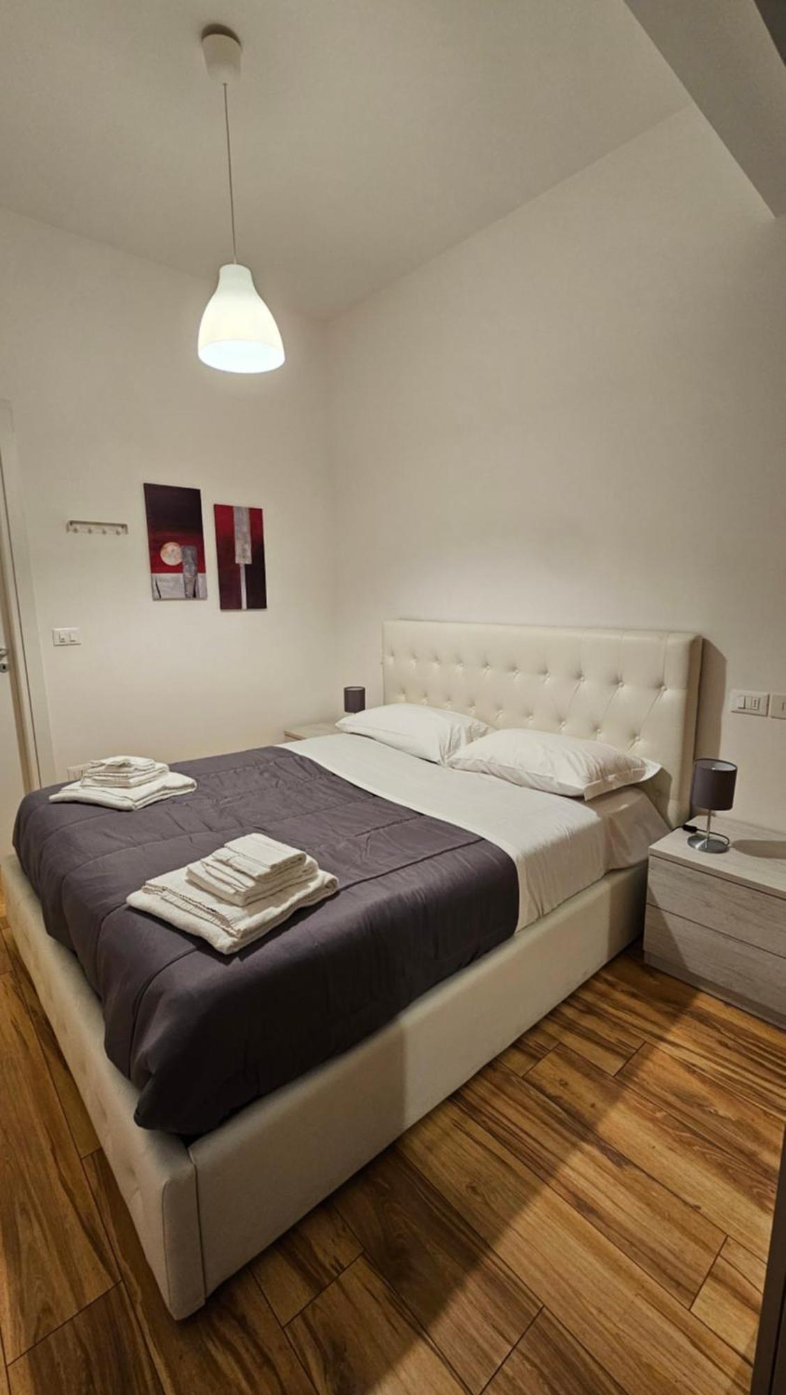 Residenza Ugo Bassi Apartment Bologna Ngoại thất bức ảnh