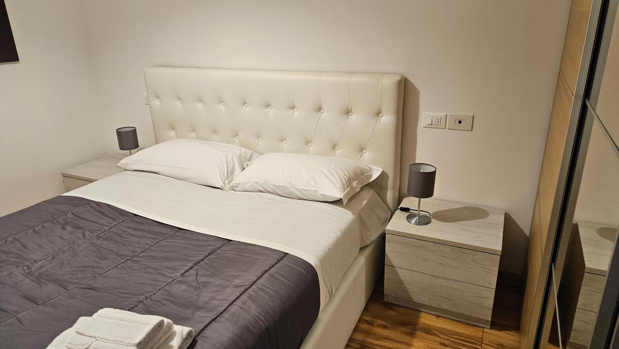 Residenza Ugo Bassi Apartment Bologna Ngoại thất bức ảnh