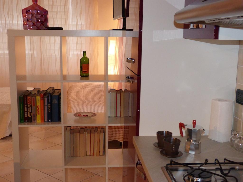 Residenza Ugo Bassi Apartment Bologna Phòng bức ảnh