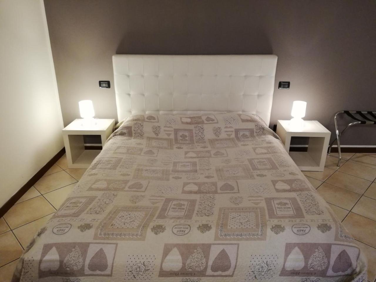 Residenza Ugo Bassi Apartment Bologna Ngoại thất bức ảnh